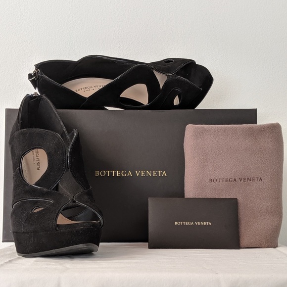 Bottega Veneta Suede Platform Heels - Picture 1 of 5